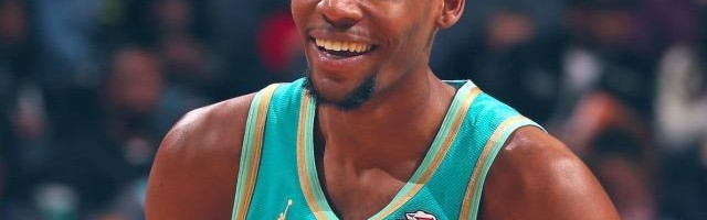 九游体育中国官网-谁是水货？榜眼米勒背靠背轰30+ 本届新秀第一人！